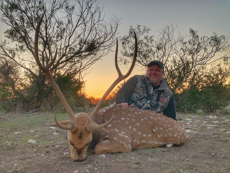 trophy whitetail hunt