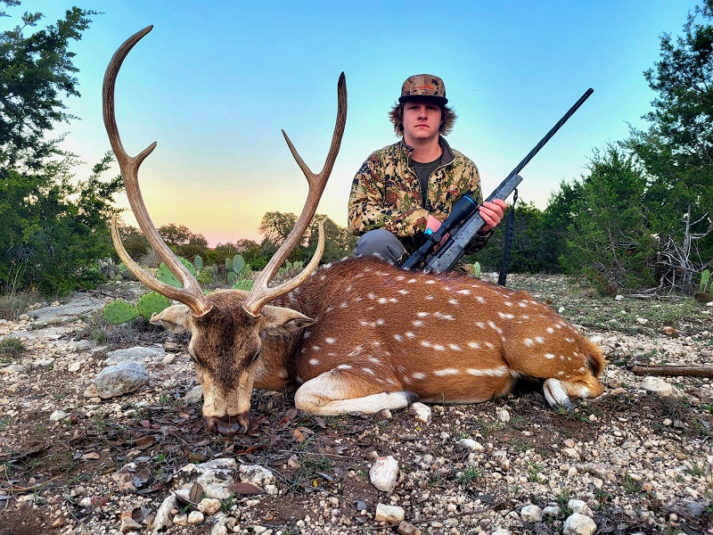 trophy whitetail hunt