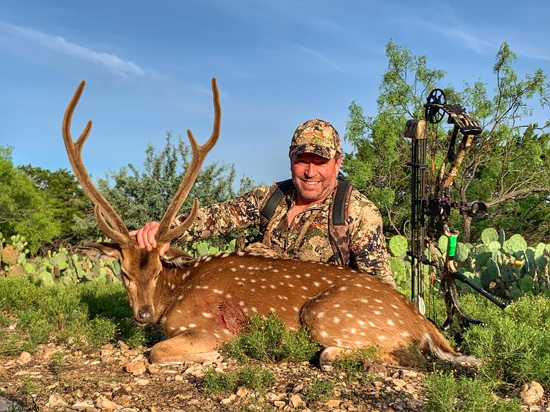 trophy whitetail hunt