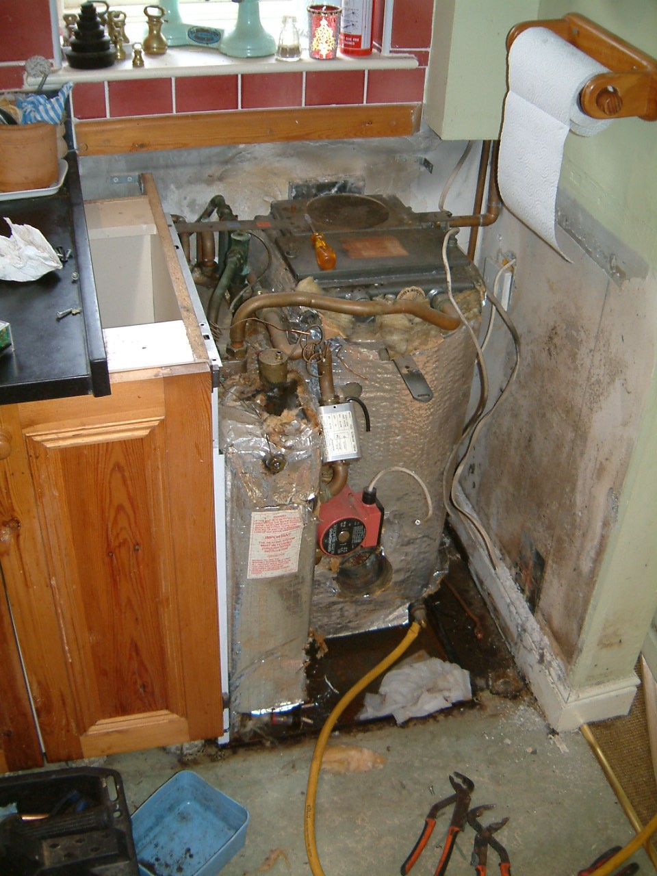 New Worcester Bosch oil combination boiler Hot Water and Central Heating