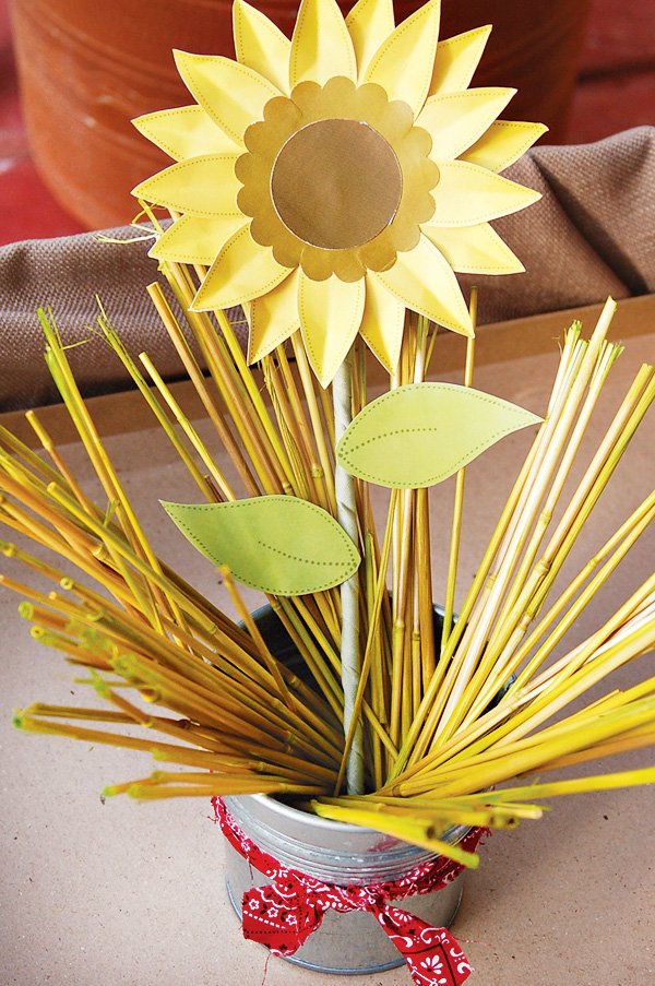 DIY Tutorial Beautiful Paper Sunflowers // Hostess with the Mostess®