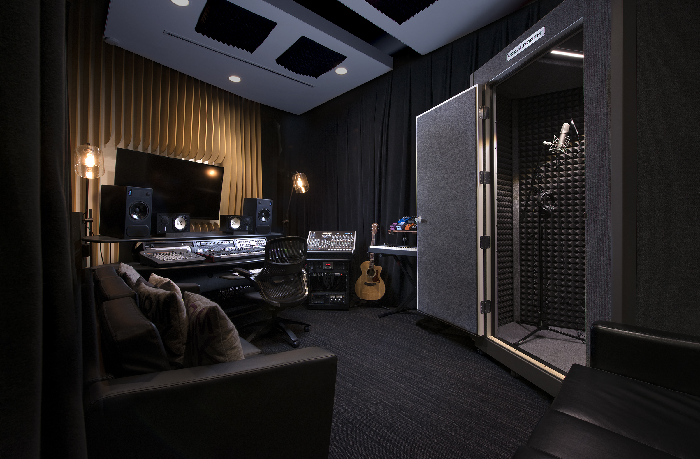 Tutustu 62+ imagen recording studio booth abzlocal fi