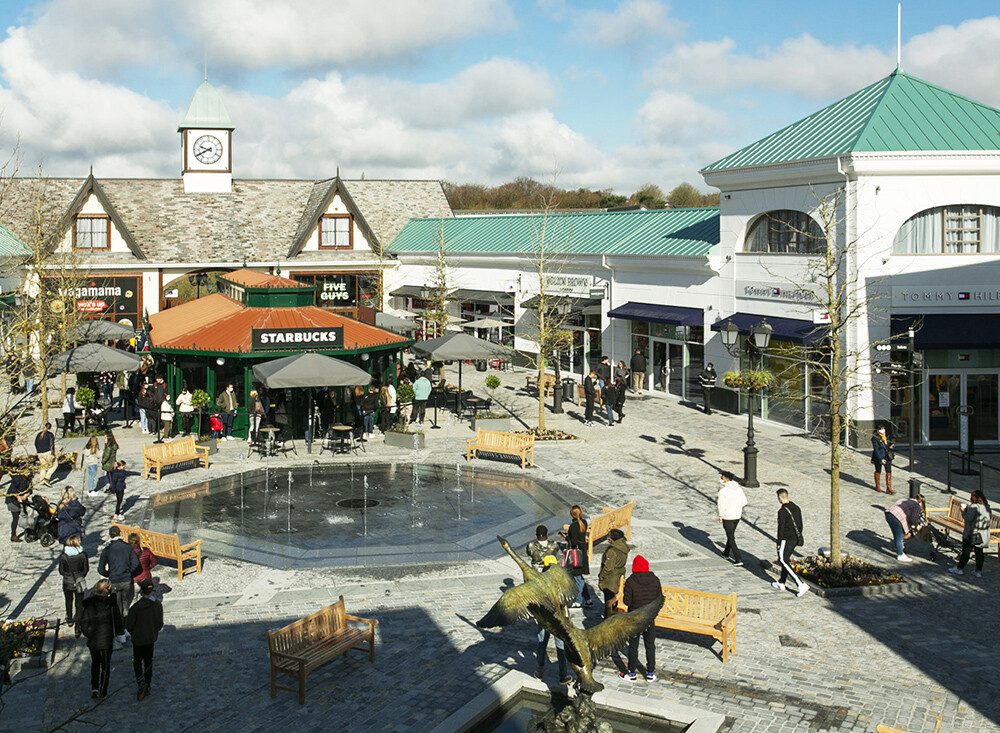 Inaugurazione del West Midlands Designer Outlet HYDEA SpA