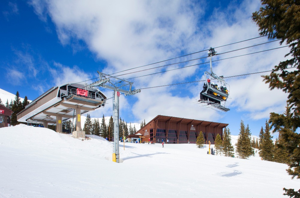 Pioneer Crossing Restaurant on Peak 7 Hyder Construction
