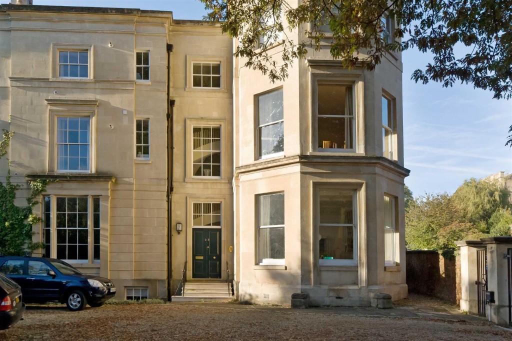 Pembroke Road, Clifton, 2 bedroom, Apartment