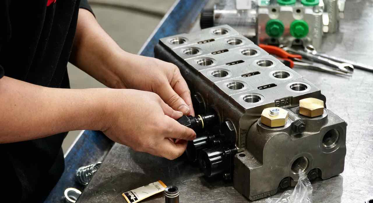 Custom Hydraulic Systems Hydraulique Vald'Or