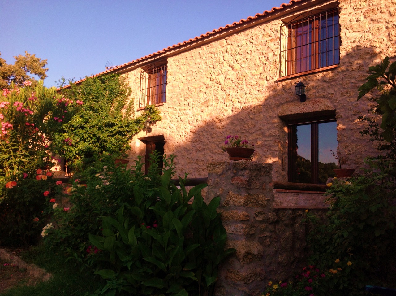Beauty Rural House in Cáceres 30 Ha Iberianlands Properties for
