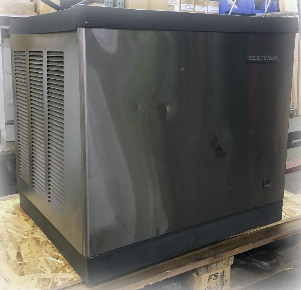 Scotsman CME256AS Air cooled 307 lbs/day Ice Machine