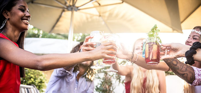 Tips for Throwing a Party This Summer