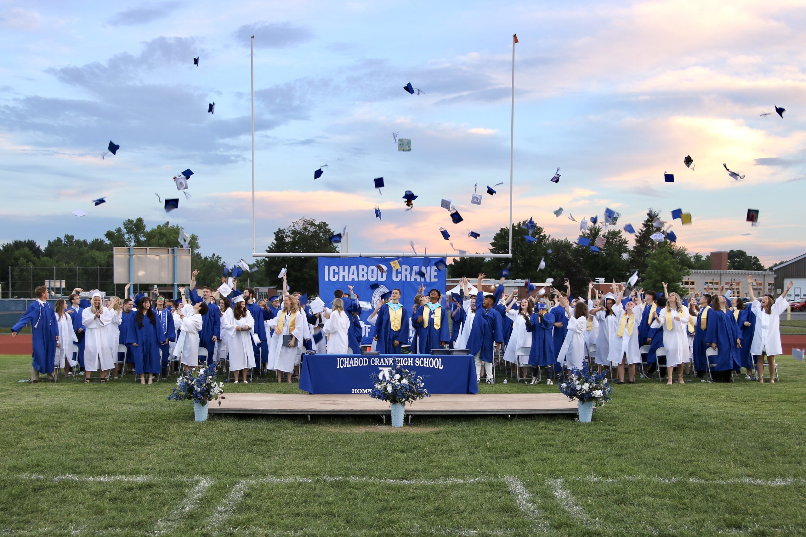 Class of 2021 Graduation Pictures now available Ichabod Crane Central