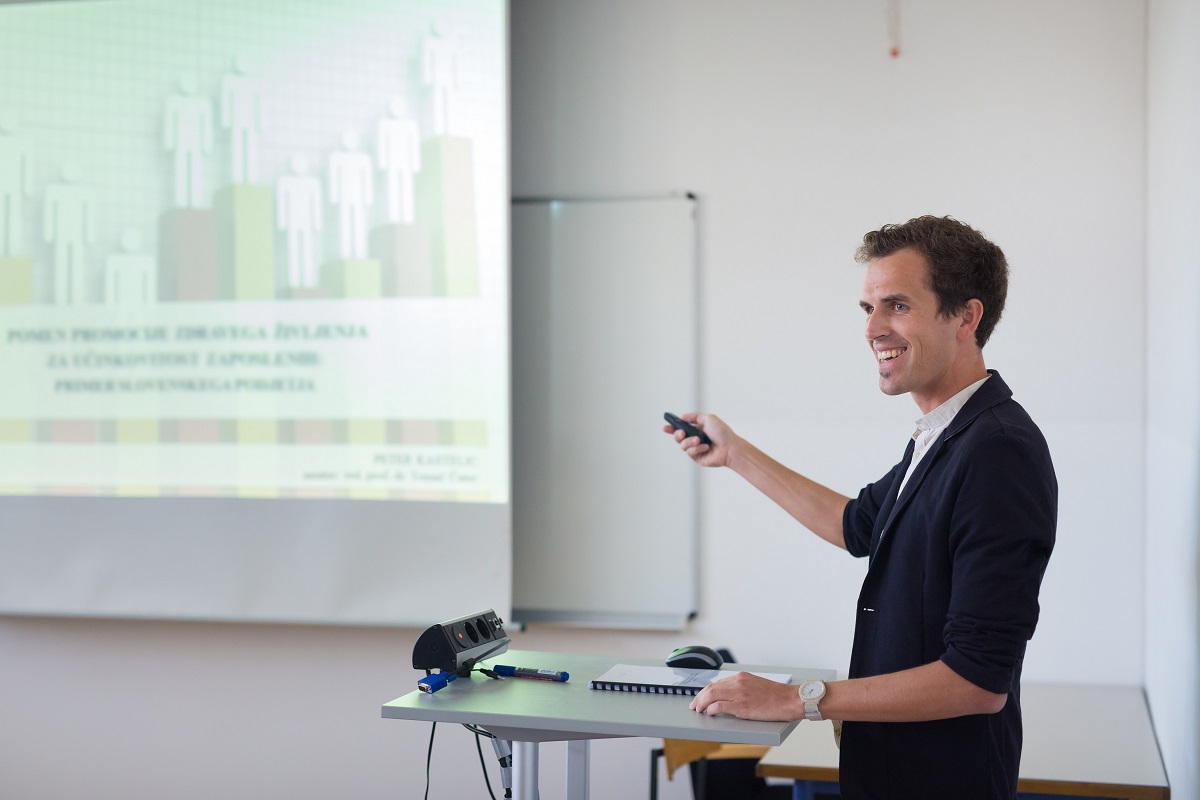 Modes of Presentation - Management, Economics and Finance Conference