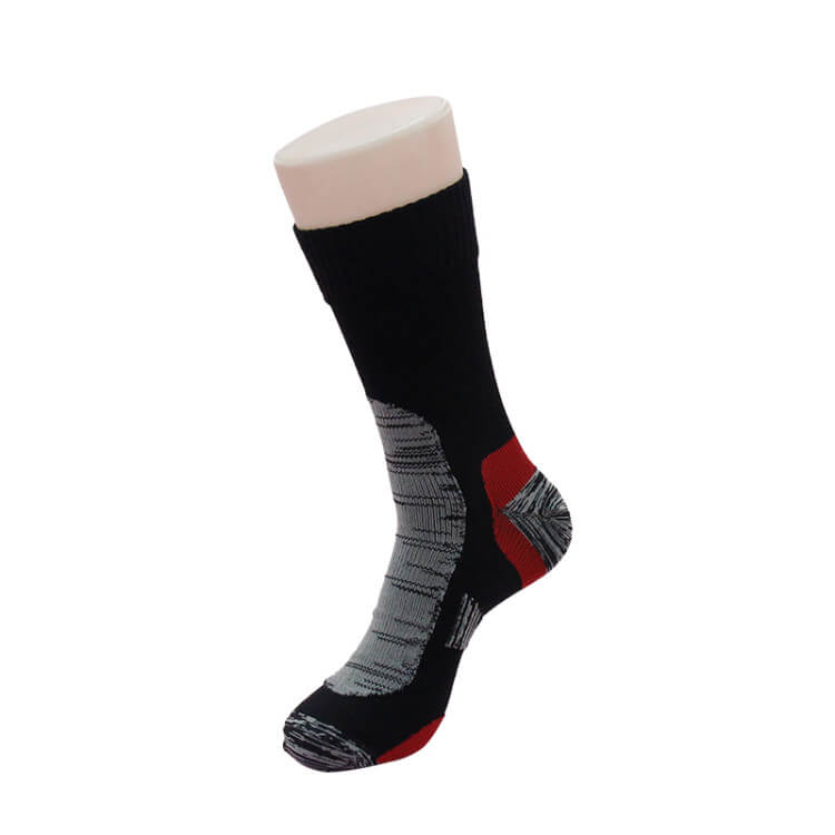 Outdoor Waterproof Socks Customized Durability for Adventure