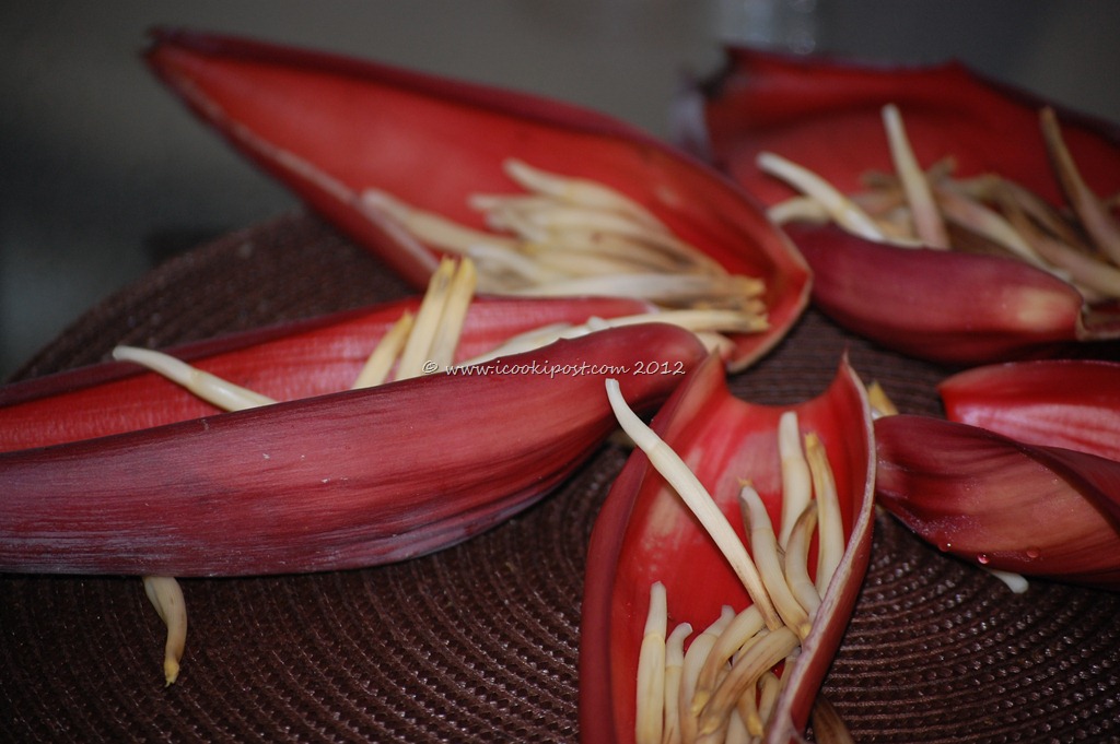 Vaazhakoombu Thoran/Plantain Flower Stir fry/Banana Flower Stir Fry