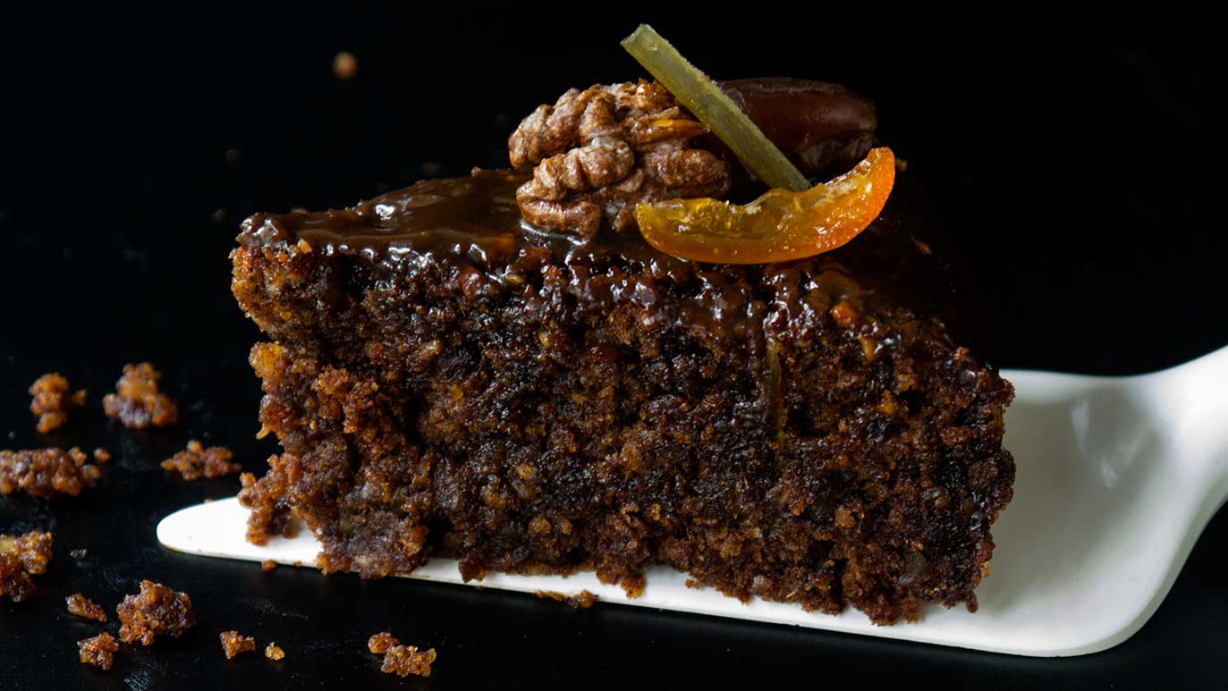 date & walnut sticky toffee cake, icookstuff
