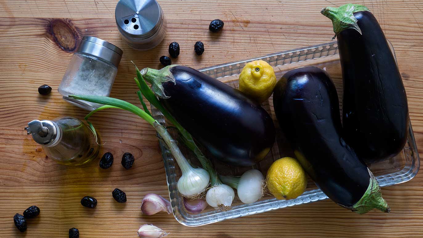 smoky roasted eggplant & black olive dip, icookstuff