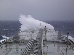 釣り船 正福丸のブログ 強風の海を オイルロード超大型タンカー12,000Kmの旅「一航海の軌跡」Vol.3 ペルシャ湾～シンガポール海峡 3/4 | 出光タンカーリポート | 出光興産