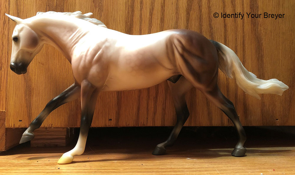 Identify Your Breyer Australian Stock Horse (Dundee)