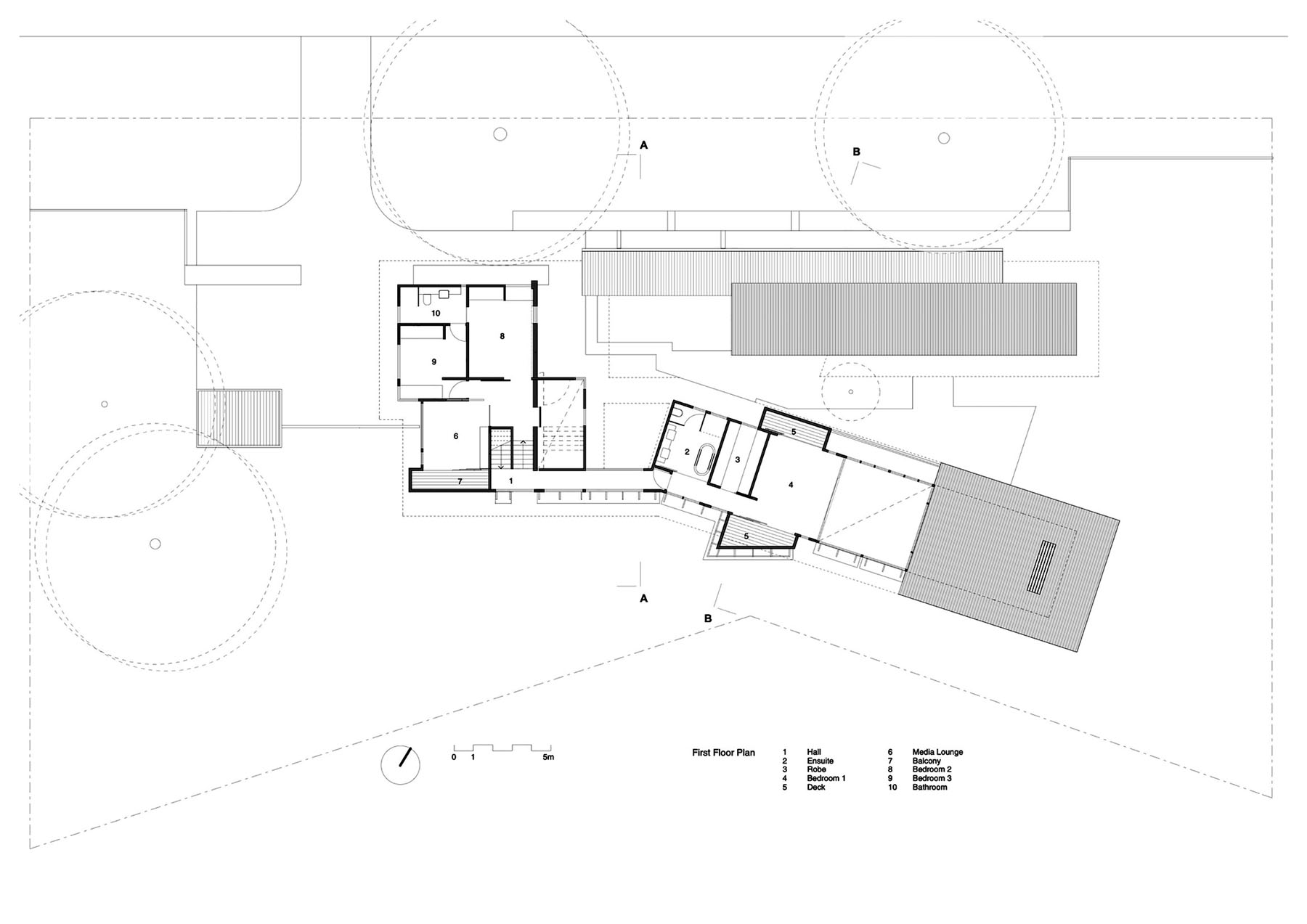 Luxury Modern Residence With Breathtaking Views Of Glass House