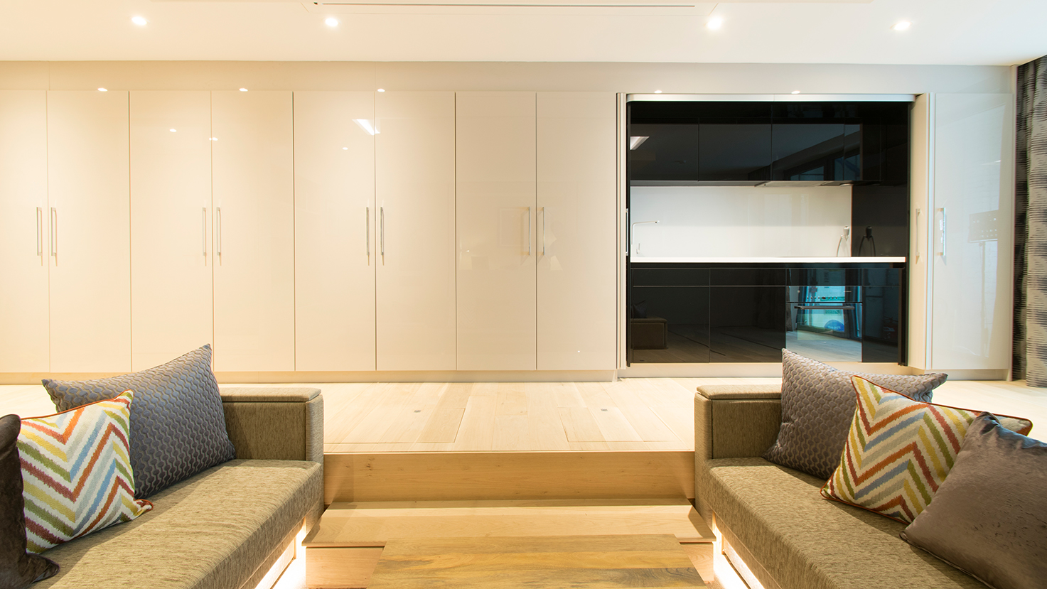 Modular Studio Apartment With Elevator Bed And Disappearing Dining