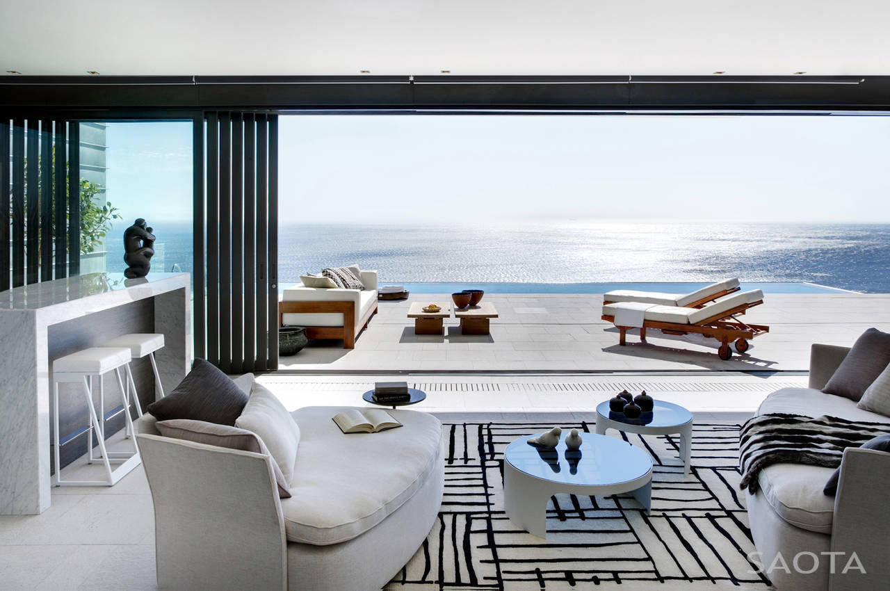 Modern Private Residence With Dramatic Living Room Overlooking The