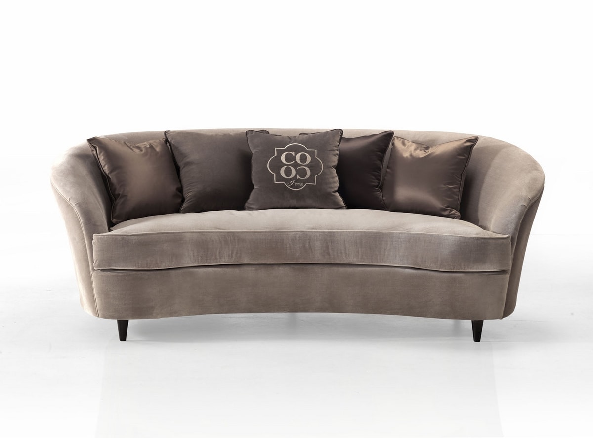 Sofa Mit Einem Formalen Stil Idfdesign