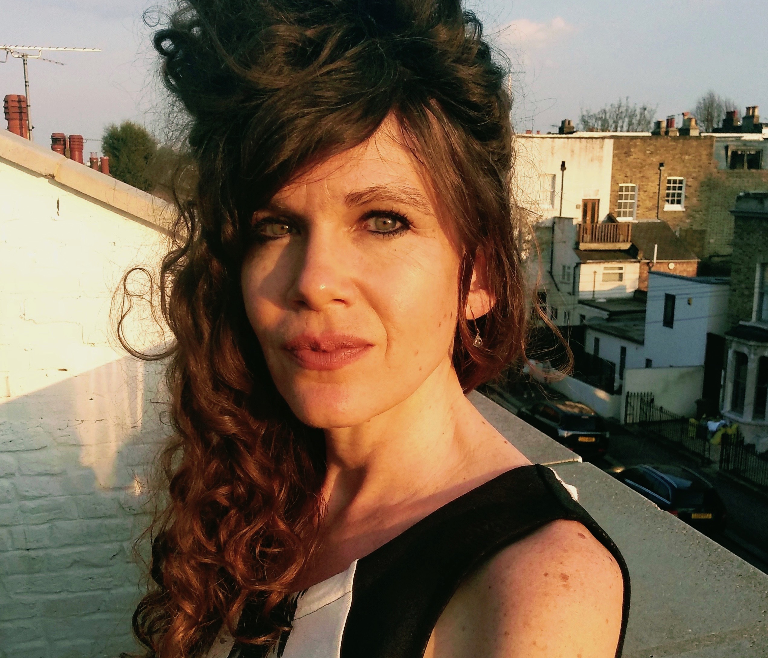 A Drink with Hannah Dawson - Vimarsana News