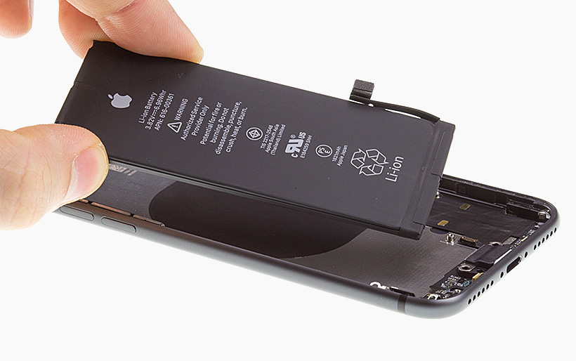 iPhone SE (2. Generation) Akku tauschen Reparaturanleitung iDoc