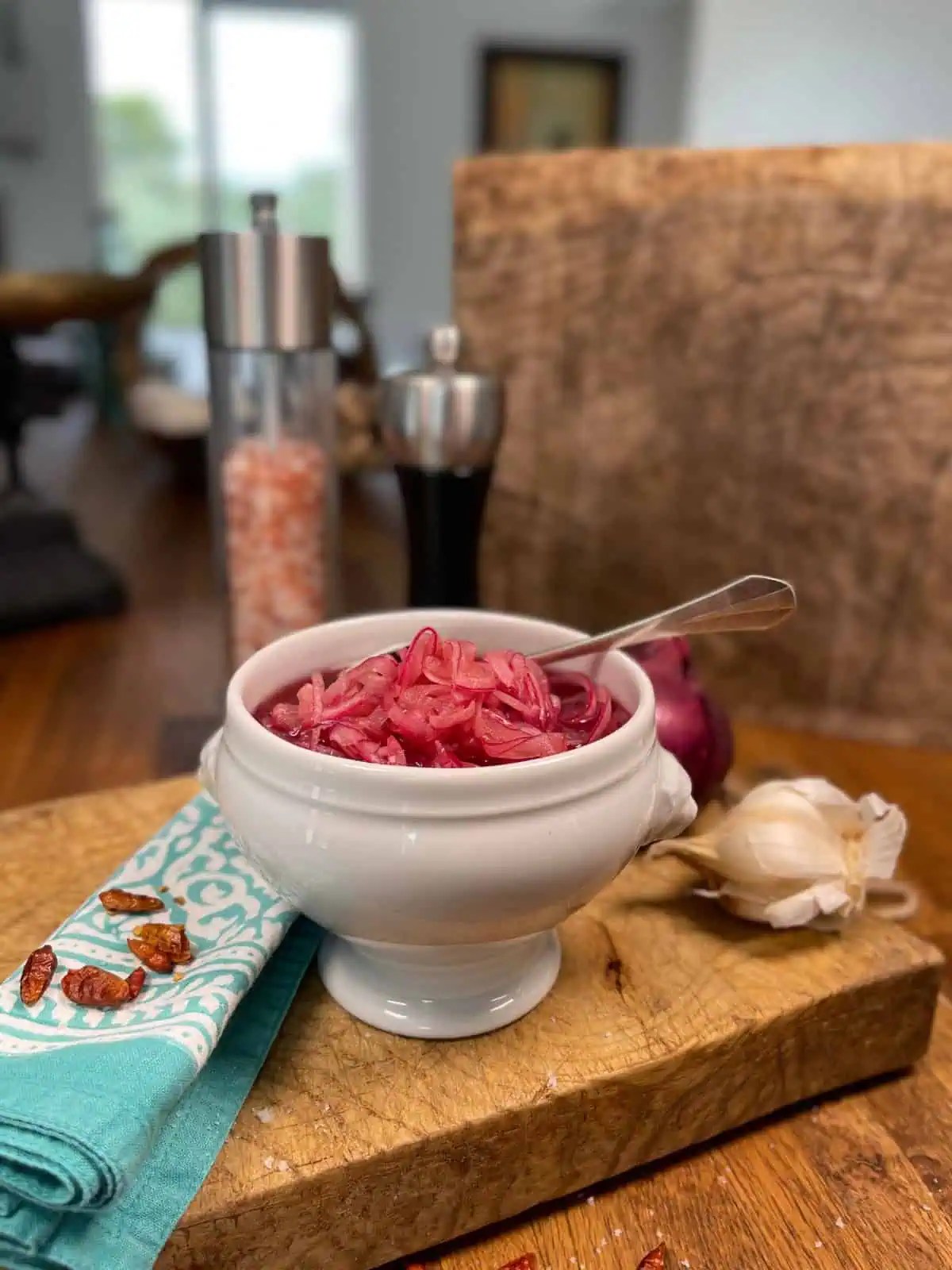 Easy to Make Pickled Red Onions low carb & keto. I'd Rather Be A Chef