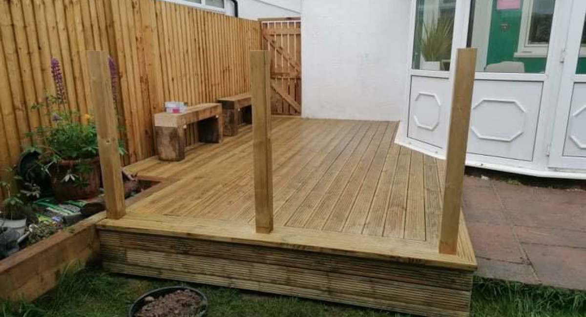 IDT Carpentry Fencing Decking Gates Swansea