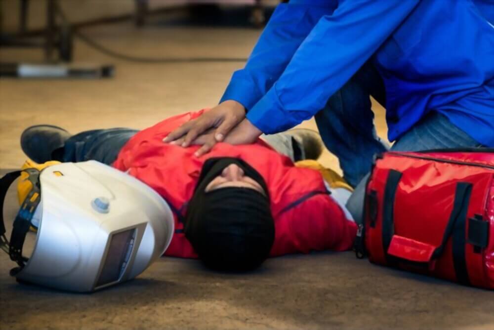Level 2 Award in Emergency First Aid at Work IEHSAS
