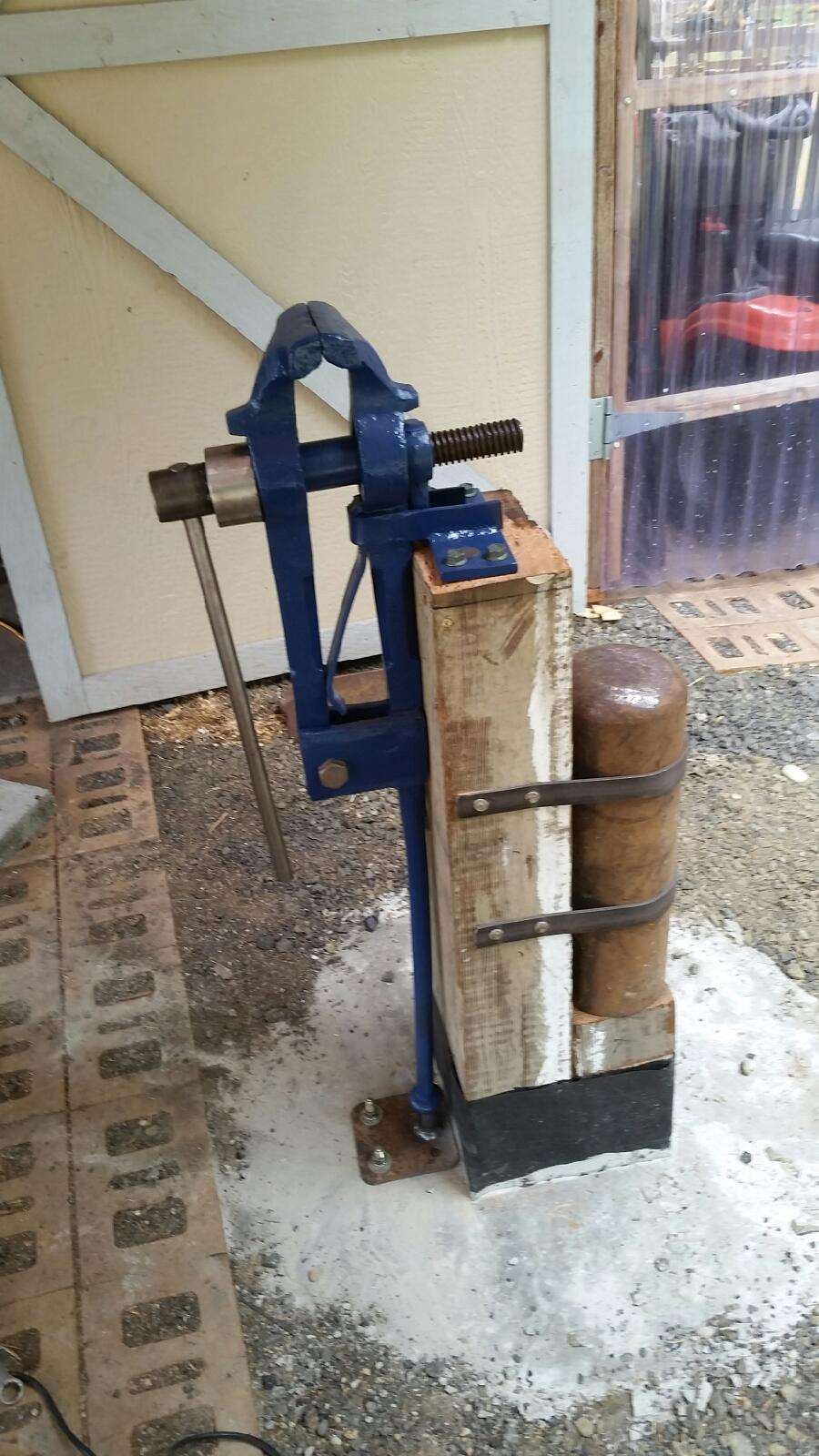 home made vise stand Vises I Iron