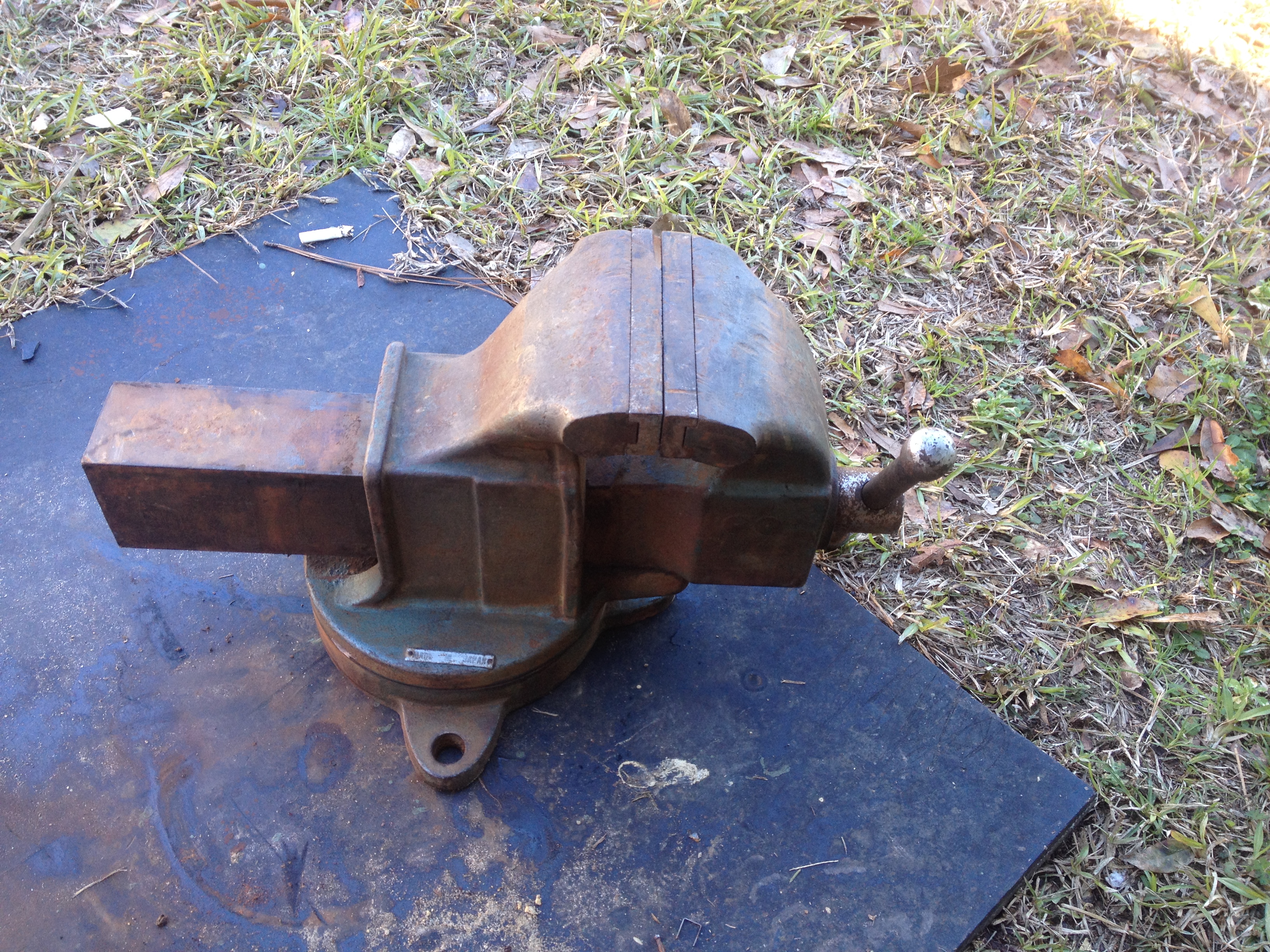 Vise identification Vises I Iron