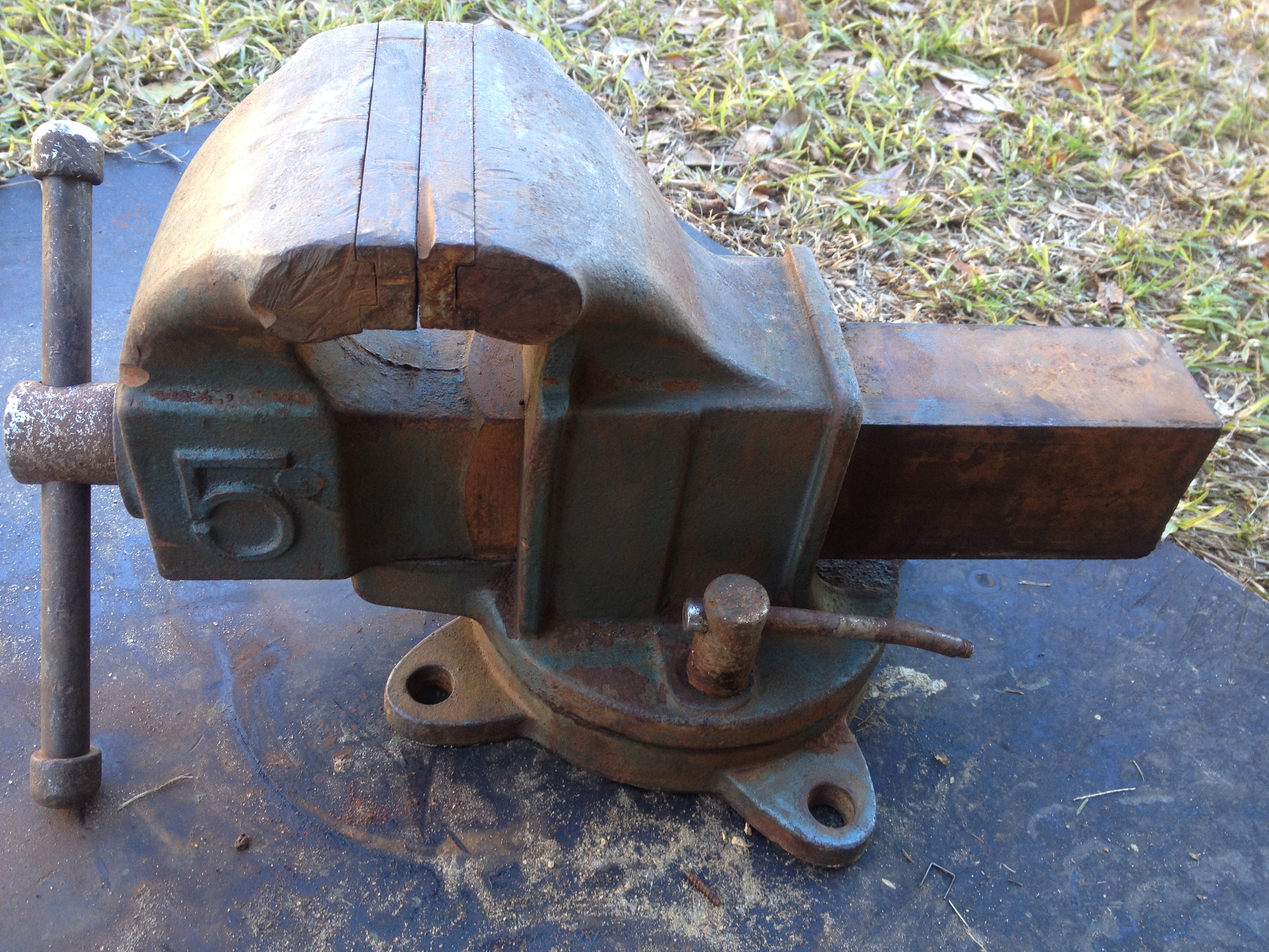 Vise identification Vises I Iron