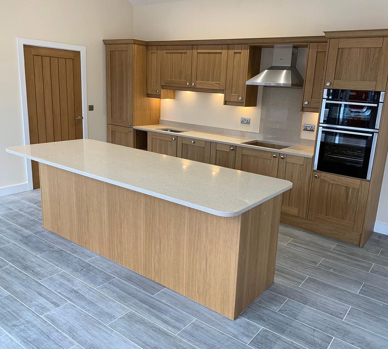 Stellar Cream Silestone Quartz Countertops, Cost, Reviews