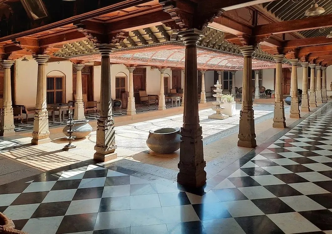 Courtyards Meaning, History & Evolution Of Courtyards In Indian Houses