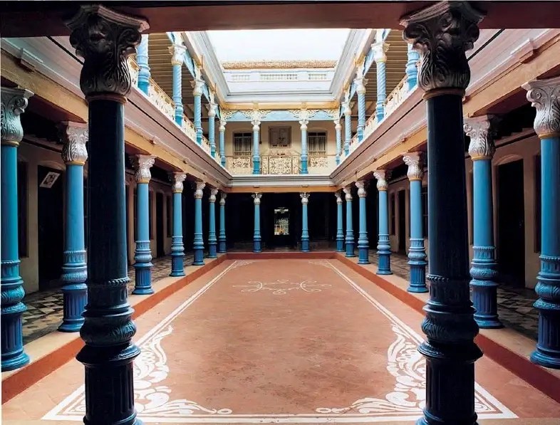 Courtyards Meaning, History & Evolution Of Courtyards In Indian Houses