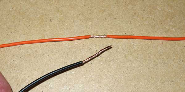 How to tap two wires together (hardwiring)