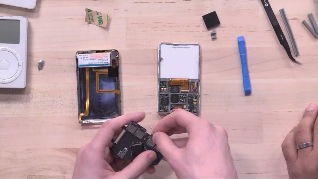 How to Revive Your Old iPod By Installing and Upgrading Its Storage