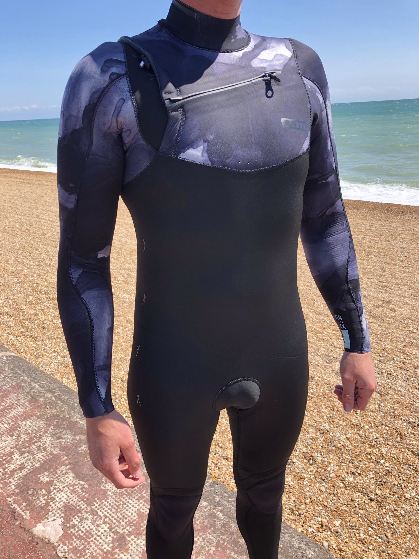 ION Products Onyx Amp Semi Dry Front Zip 2020 Kitesurfing Reviews