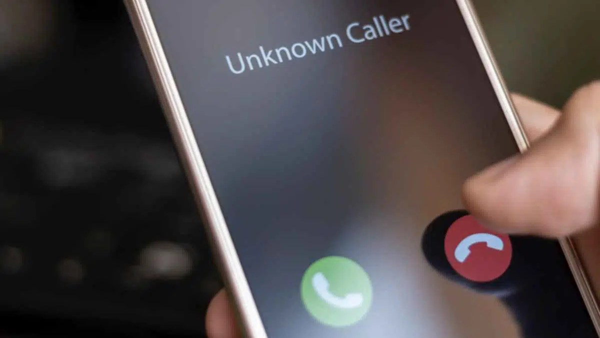 How to Find out if Someone is Listening to your Calls? iLounge