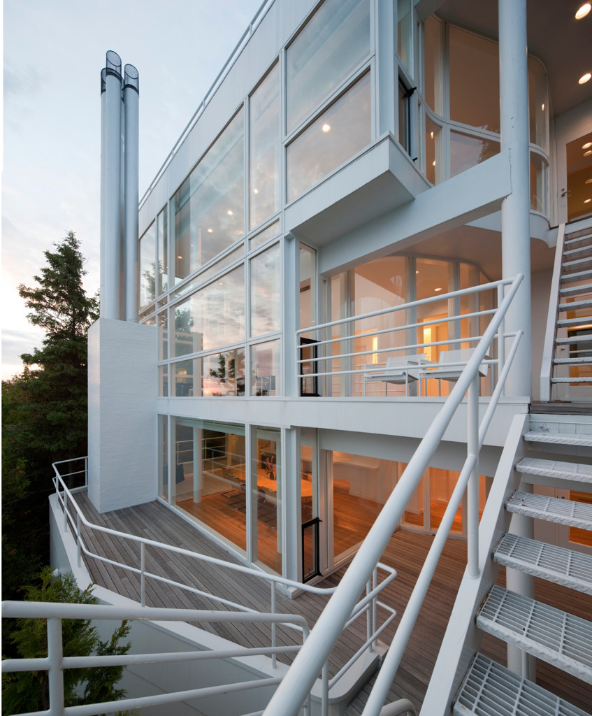 The Douglas House by Richard Meier on Lake Michigan