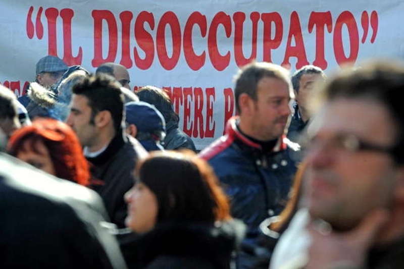 Il Primo Maggio Dei Senza Lavoro: La Pandemia Ha Bruciato 900Mila Posti, Più Colpiti Donne E Giovani - Il Riformista