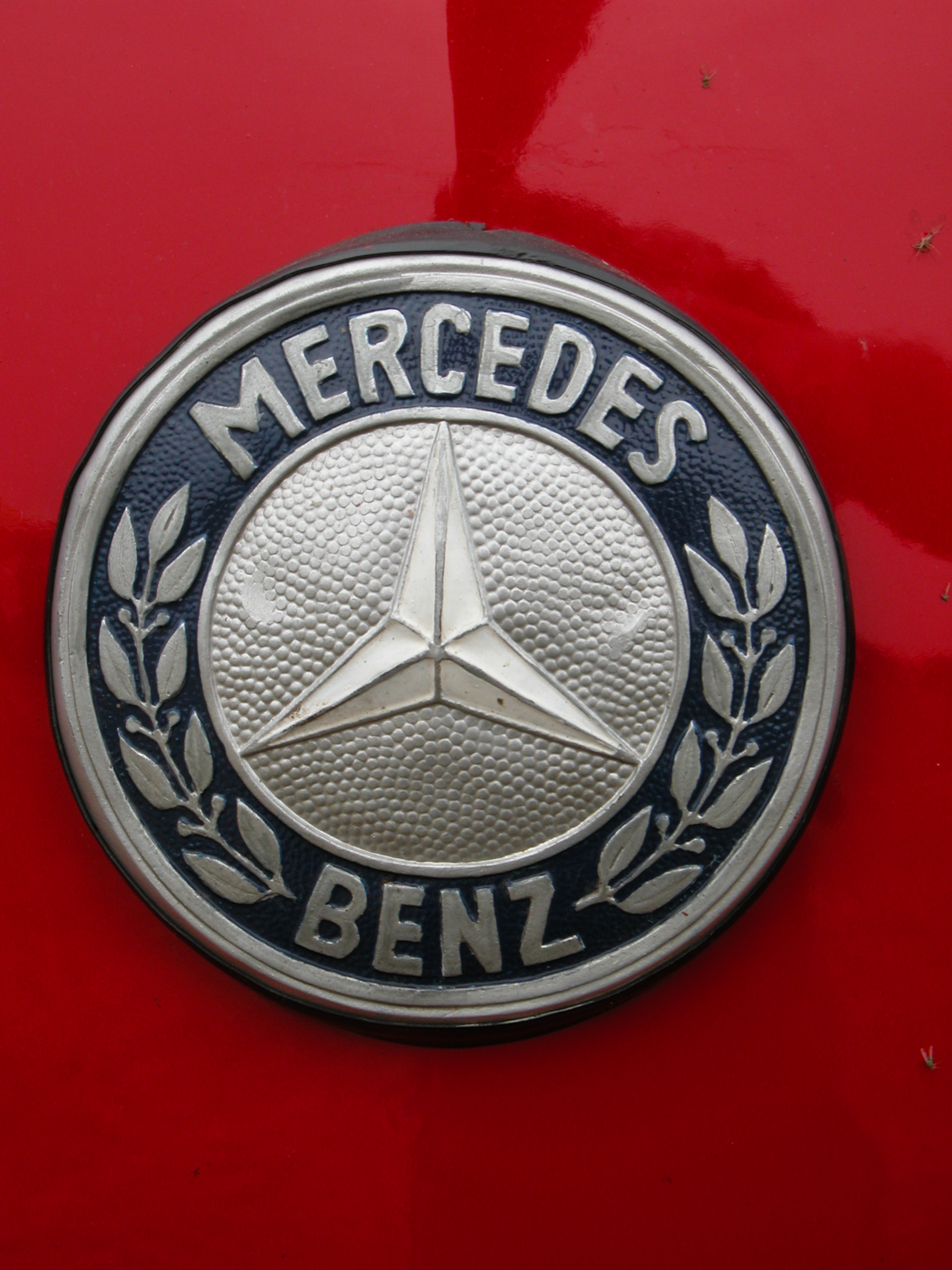 Image*After images objects signs brands mercedeskit