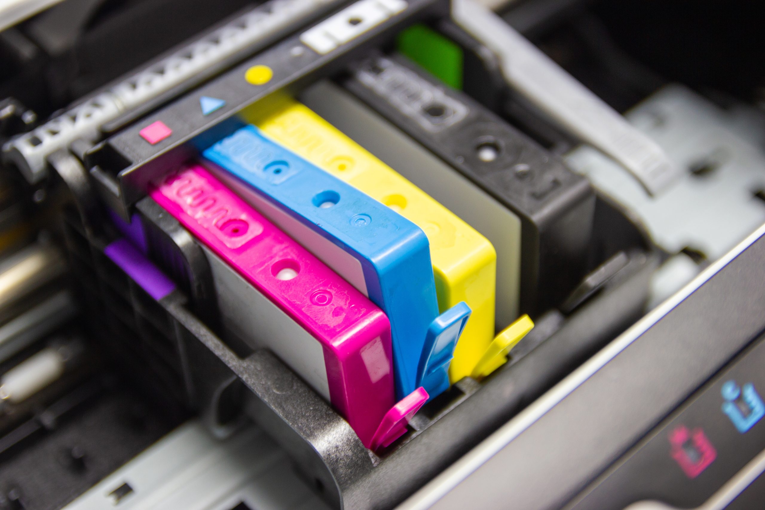 What is the Difference Between an Ink Printer vs. a Laser Printer