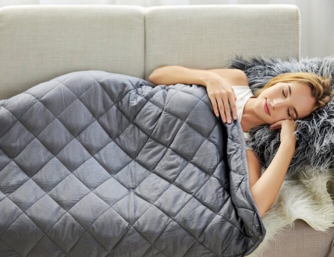 Benefits of Using Weighted Blankets Imagup