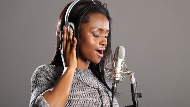 7 Simple tips To Make Your Singing Voice Sound Better 2022 Guide Imagup