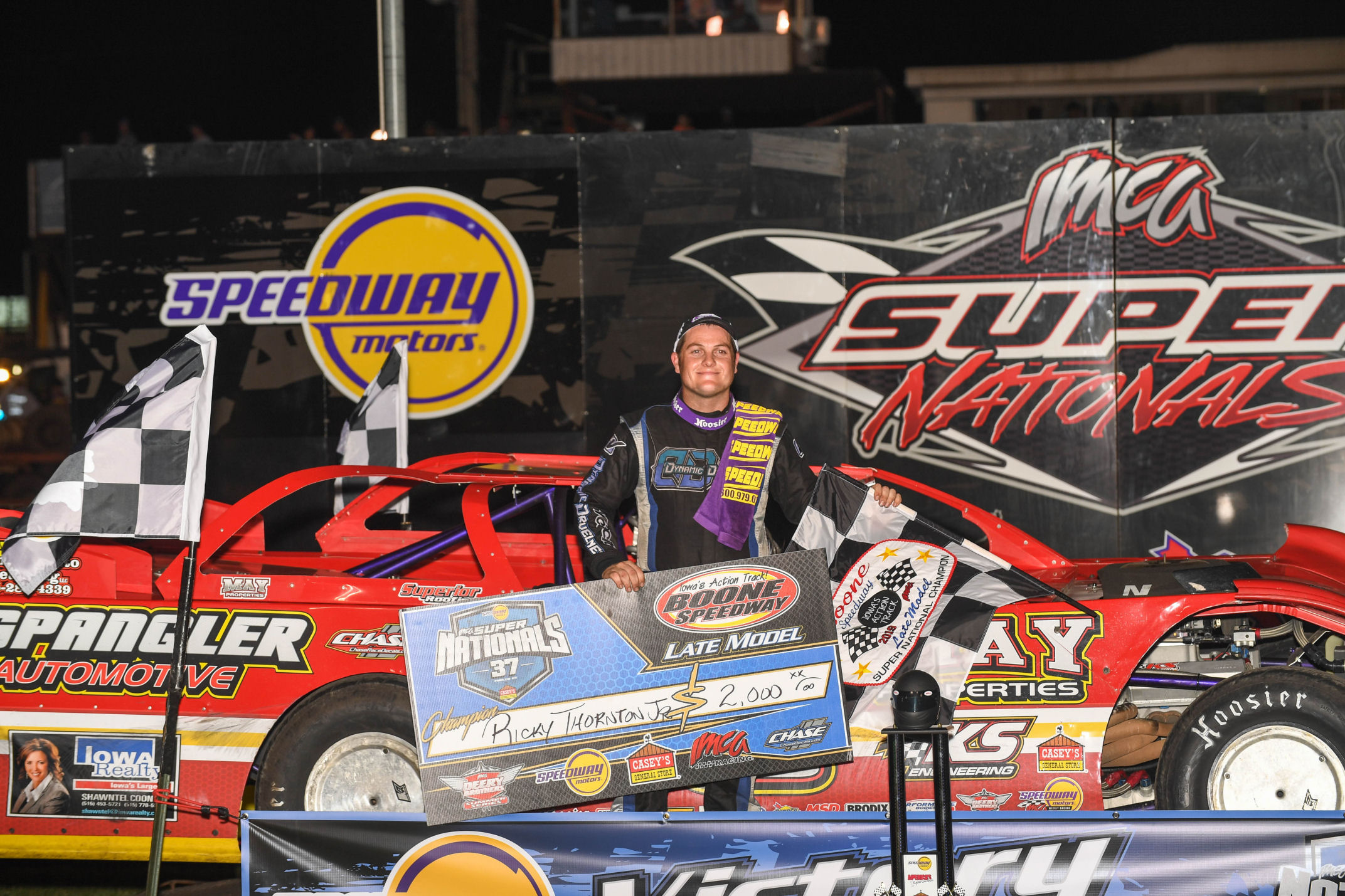 Thornton borrows car, tops Deery feature for second Super Nationals