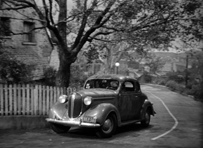 1938 Plymouth De Luxe [P6] in "The Big Sleep, 1946"