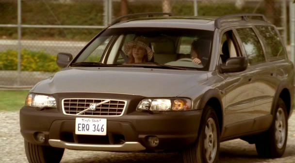 IMCDb.org: 2003 Volvo XC70 2.5 T AWD Gen.2 in "Desperate Housewives