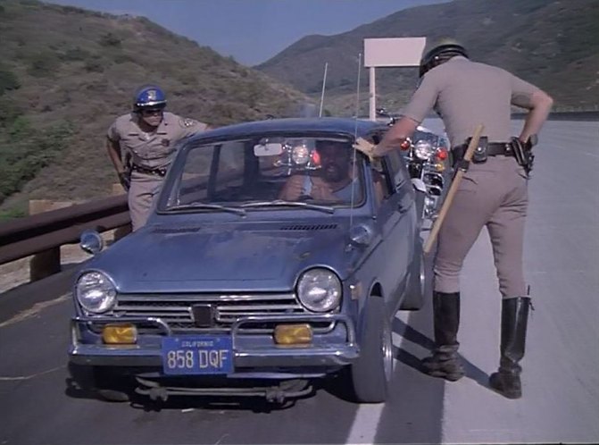 IMCDb.org: 1970 Honda 600 Sedan [AN600] in "CHiPs, 1977-1983"